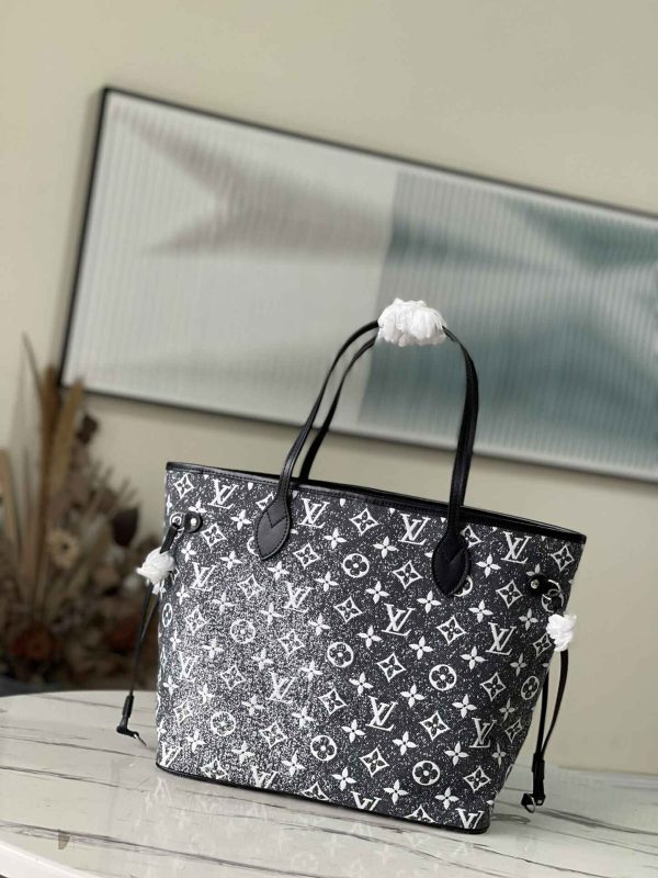 Louis Vuitton Black Denim Jacquard Neverfull M21465 MM