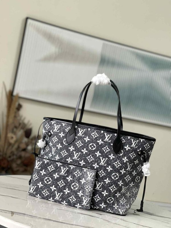 Louis Vuitton Black Denim Jacquard Neverfull M21465 MM