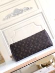 Louis Vuitton Monogram Canvas Iéna M42267