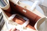 Louis Vuitton Onthego M45081 M44925 White Cream Color GM