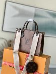 Louis Vuitton Onthego PM Wide Strap M46373