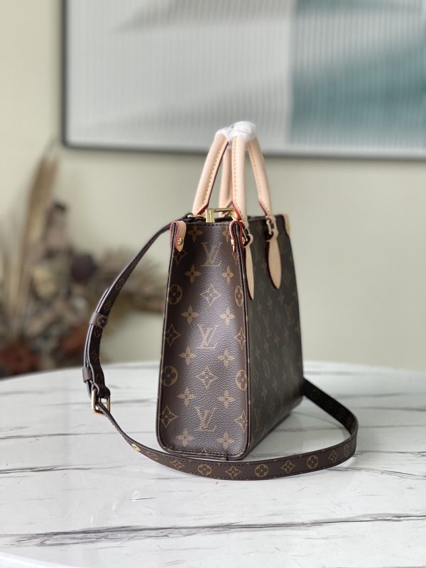 Louis Vuitton Petit Sac Plat BB M45847 Monogram 22cm