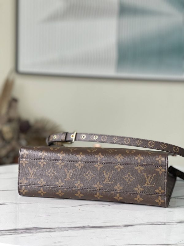 Louis Vuitton Petit Sac Plat M45848 Monogram 30cm