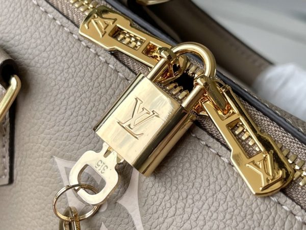 Louis Vuitton SPEEDY25 Bandoulière Grey Monogram Empreinte M58947