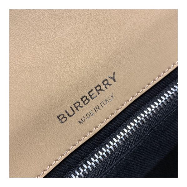 Burberry Medium Quilted Lambskin Camera Bag 80224971