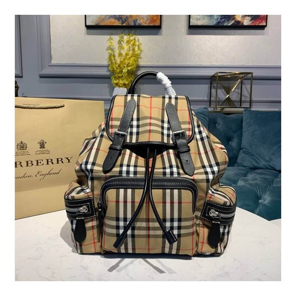 Burberry The Medium Crossbody Rucksack In Vintage Check 40731121