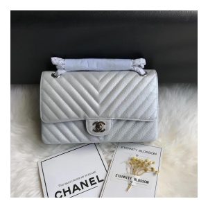 Chanel Chevron Caviar Calfskin Classic Flap Bag A01112