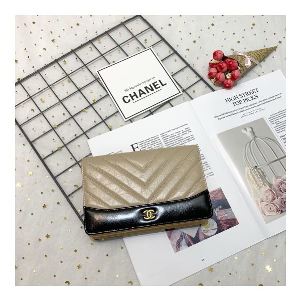 Chanel Chevron Crinkled Calfskin Gabrielle Wallet on Chain WOC Bag A86025