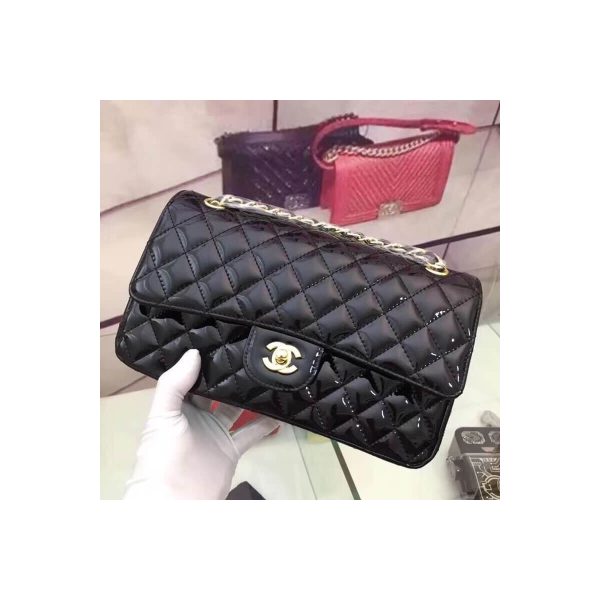 Chanel Pantent Leather Classic Flap Bag A01112