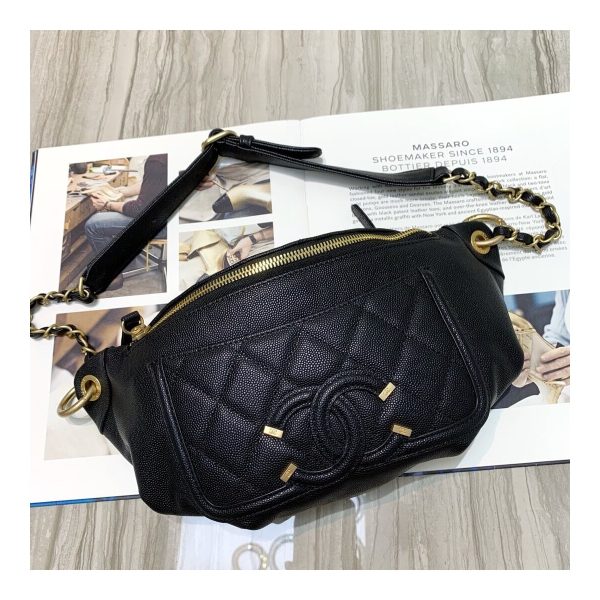 Chanel Quilted Caviar Clafskin Waist Bag S0929
