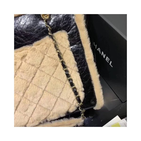Chanel Sheepskin Shopping Bag AS1167
