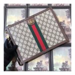 Gucci GG Supreme Pouch With Three Little Pigs 557697