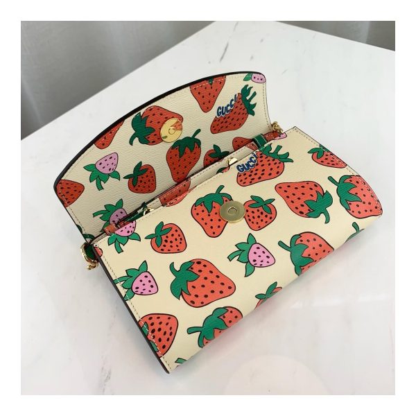 Gucci Zumi Strawberry Print Mini Bag 564718