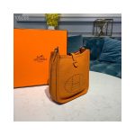 Hermes Evelyne III TPM Bag 20cm in Taurillon Clemence