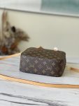 Louis Vuitton Monogram Spontini M47500 Unisex