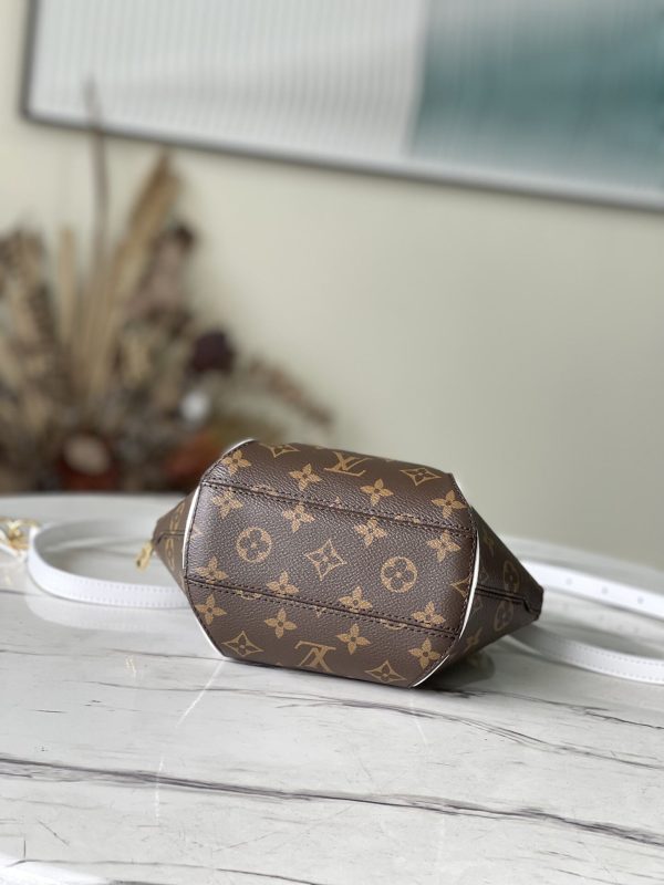 Louis Vuitton Ellipse BB Monogram M20752