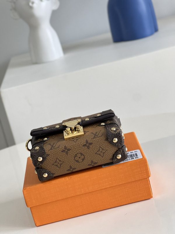 Louis Vuitton Essential Trunk M68566 M68575 MINI