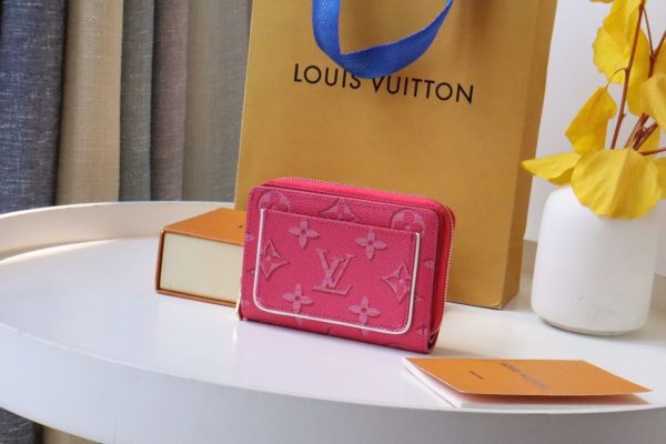 Louis Vuitton Hotpink Zipper Short Women Wallet M81527