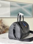 Louis Vuitton Keepall 40 M57088 Aerogram Black