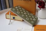 Louis Vuitton Long Wallet M81280 M81279 Zipper Olive Green