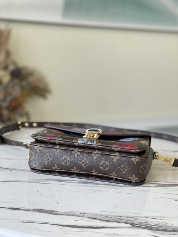 Louis Vuitton Monogram Cameo Pochette Metis M59257