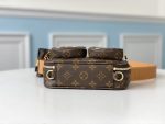 Louis Vuitton Monogram M45672 Men Women