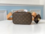 Louis Vuitton Monogram M45672 Men Women