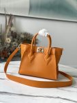 Louis Vuitton On My Side PM M57730 Orange