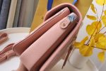 Louis Vuitton Pochette Metis M46302 Rose Milk Pink