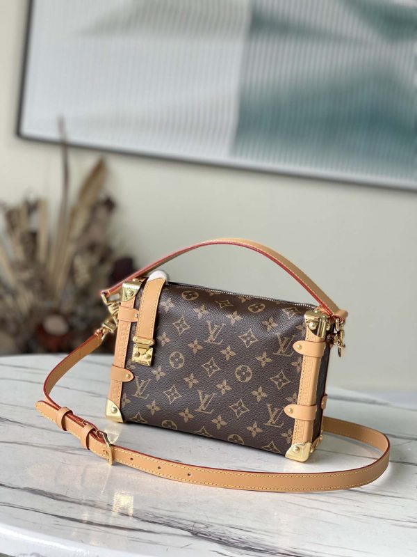 Louis Vuitton SIDE TRUNK Monogram  M46358