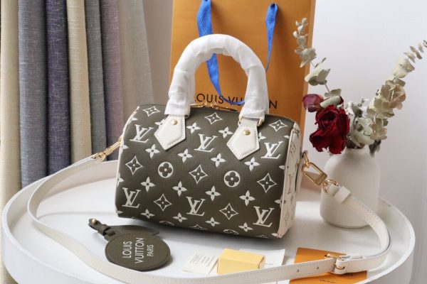 Louis Vuitton SPEEDY 20 Bandoulière Green Monogram M46118