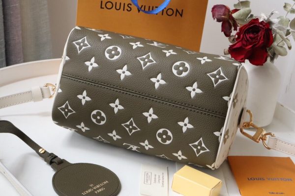 Louis Vuitton SPEEDY 20 Bandoulière Green Monogram M46118