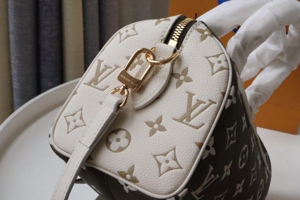 Louis Vuitton SPEEDY 20 Bandoulière Green Monogram M46118