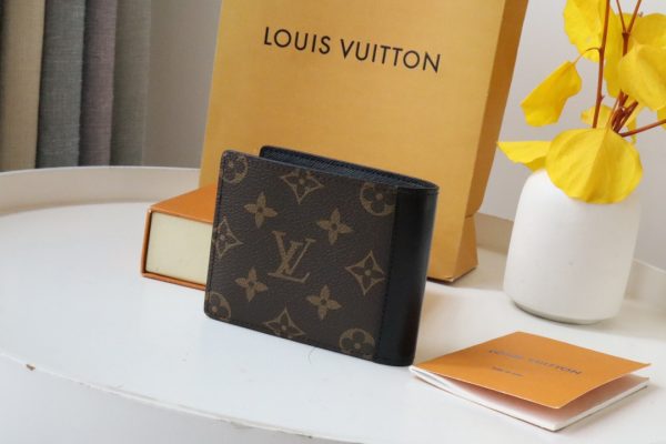 Louis Vuitton Short Unisex Folding Wallet M81537 Monogram Black