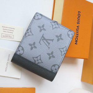 Louis Vuitton Taigarama Men Wallet Silver Short Wallet M30843 4