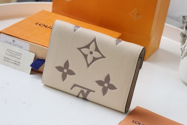 Louis Vuitton Bifold Short Wallet M80086 Women Cream White