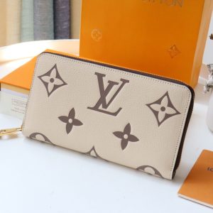 Louis Vuitton Wallet White M80116 Zipper 1