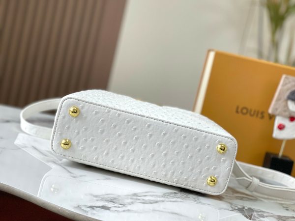 Louis Vuitton Capucines Ostrich Mini BB MM M93472 M93483 White Golden
