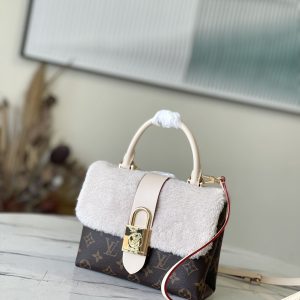 Louis Vuitton Locky BB M46318 Winter Fall 1