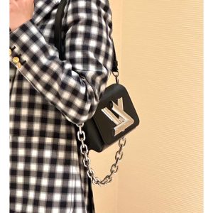 Louis Vuitton Twist Lock XL M22296 Black MINI 10