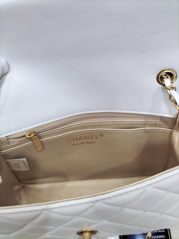 Chanel Classic Flap CF 20CM White Black