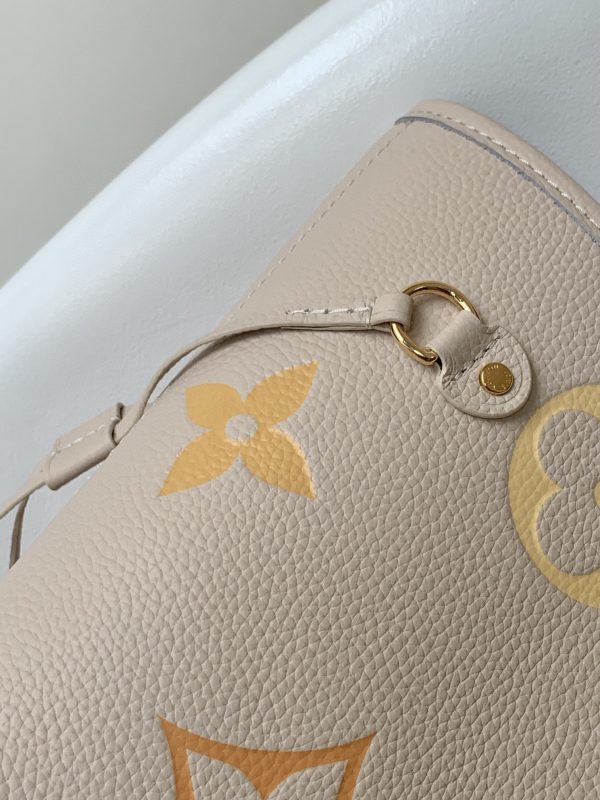 Louis Vuitton Cream Yellow Neverfull MM M46516 Summer