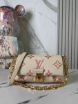 Louis Vuitton Favorite M45813 Cream