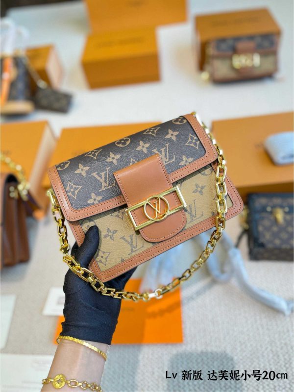 Louis Vuitton DAUPHINE Shoulder Bag