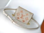 Louis Vuitton Mini Bumbag M82335 Cream