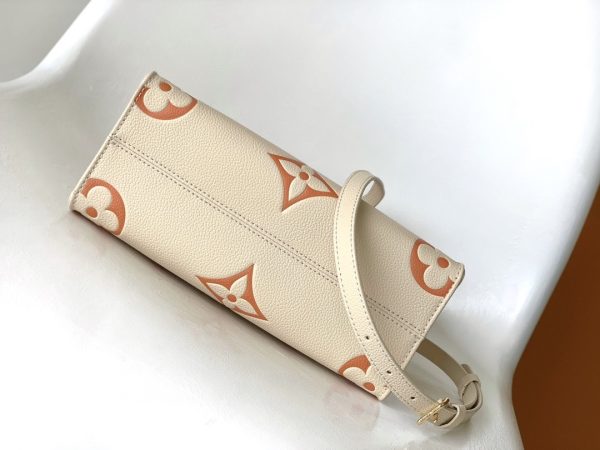 Louis Vuitton ONTHEGO PM M46513