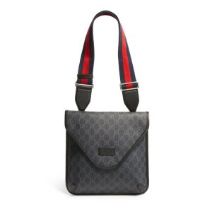 Gucci GG Supreme Black 598604 Medium Messenger Bag A950409