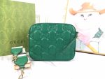 Gucci GG 702234 Matelasse Shoulder Bag