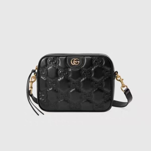 Gucci GG 702234 Matelasse Shoulder Bag