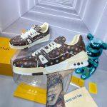 Louis Vuitton Trainer Monogram Chocolate Sneaker